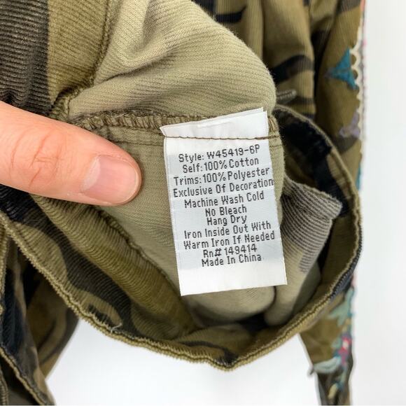 JOHNNY WAS Workshop Raquel Corduroy Embroidered Shacket Green Camo PXS - Picture 7 of 10
